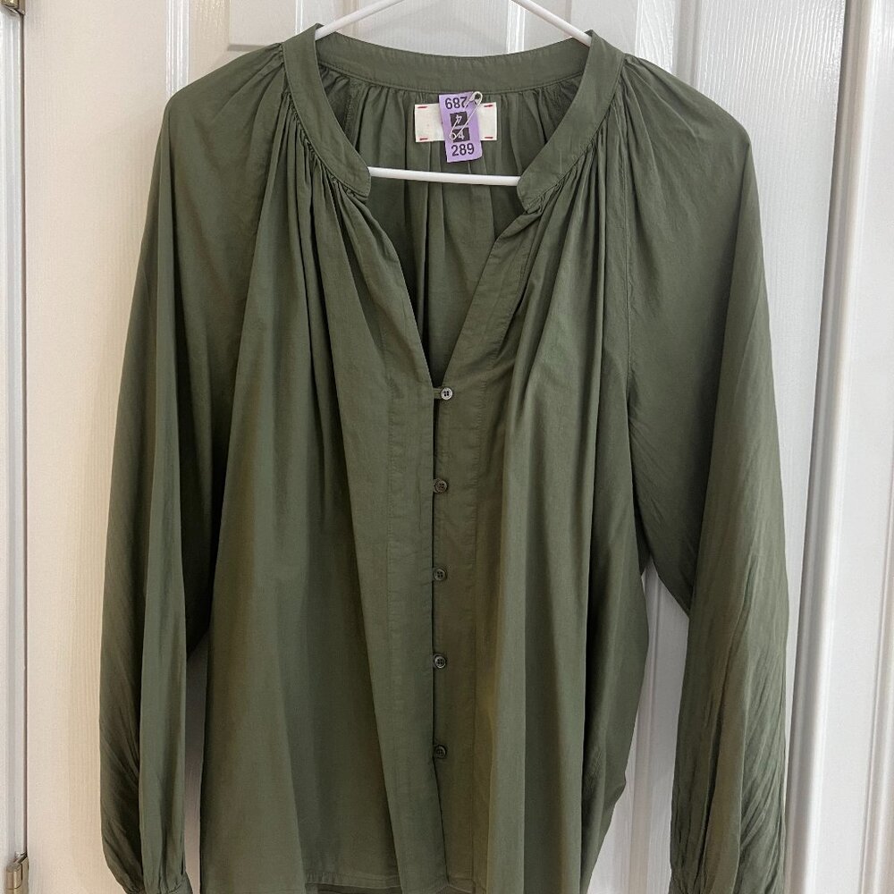 XiRENA Olive Green Button-Down Peasant Blouse